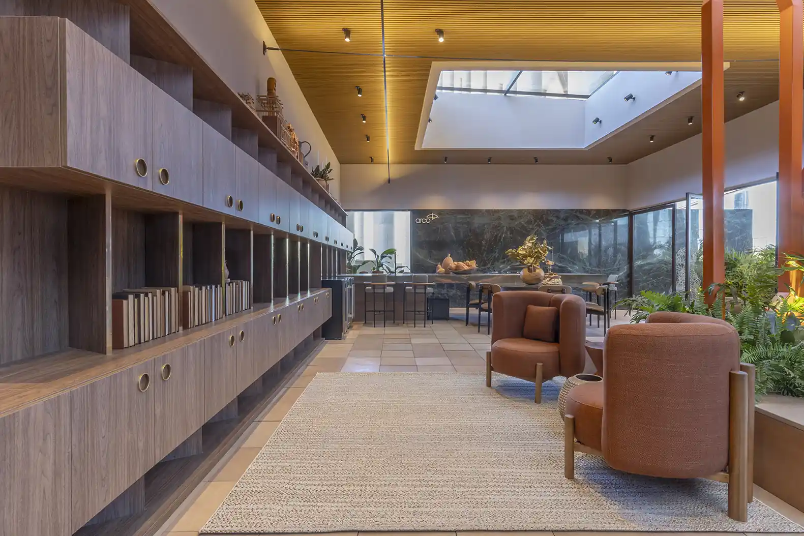 Menos paredes e mais conexão: 10 ambientes integrados da CASACOR Brasília
