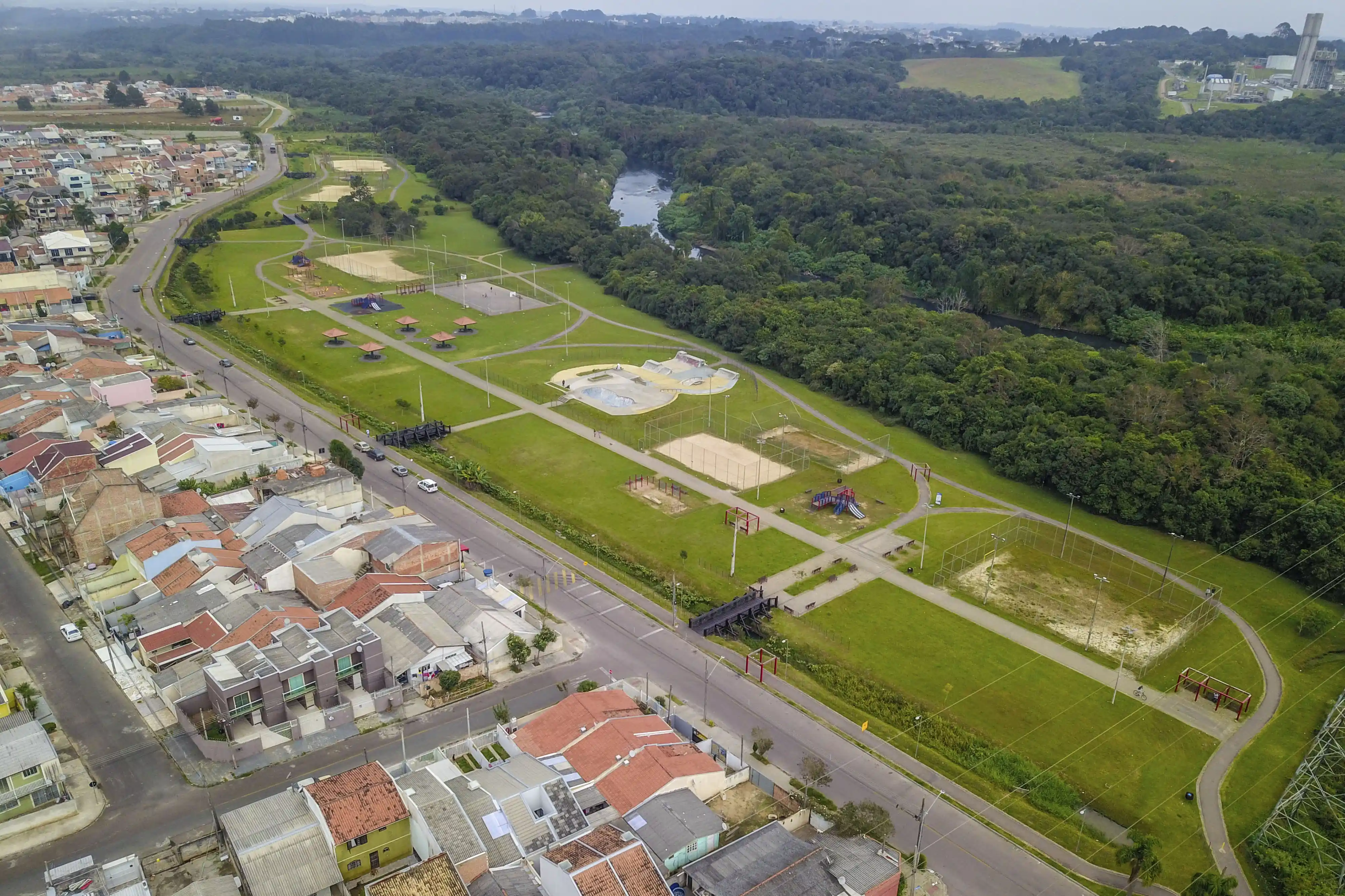 Parques lineares: o que são e como ajudam a deixar as cidades mais verdes